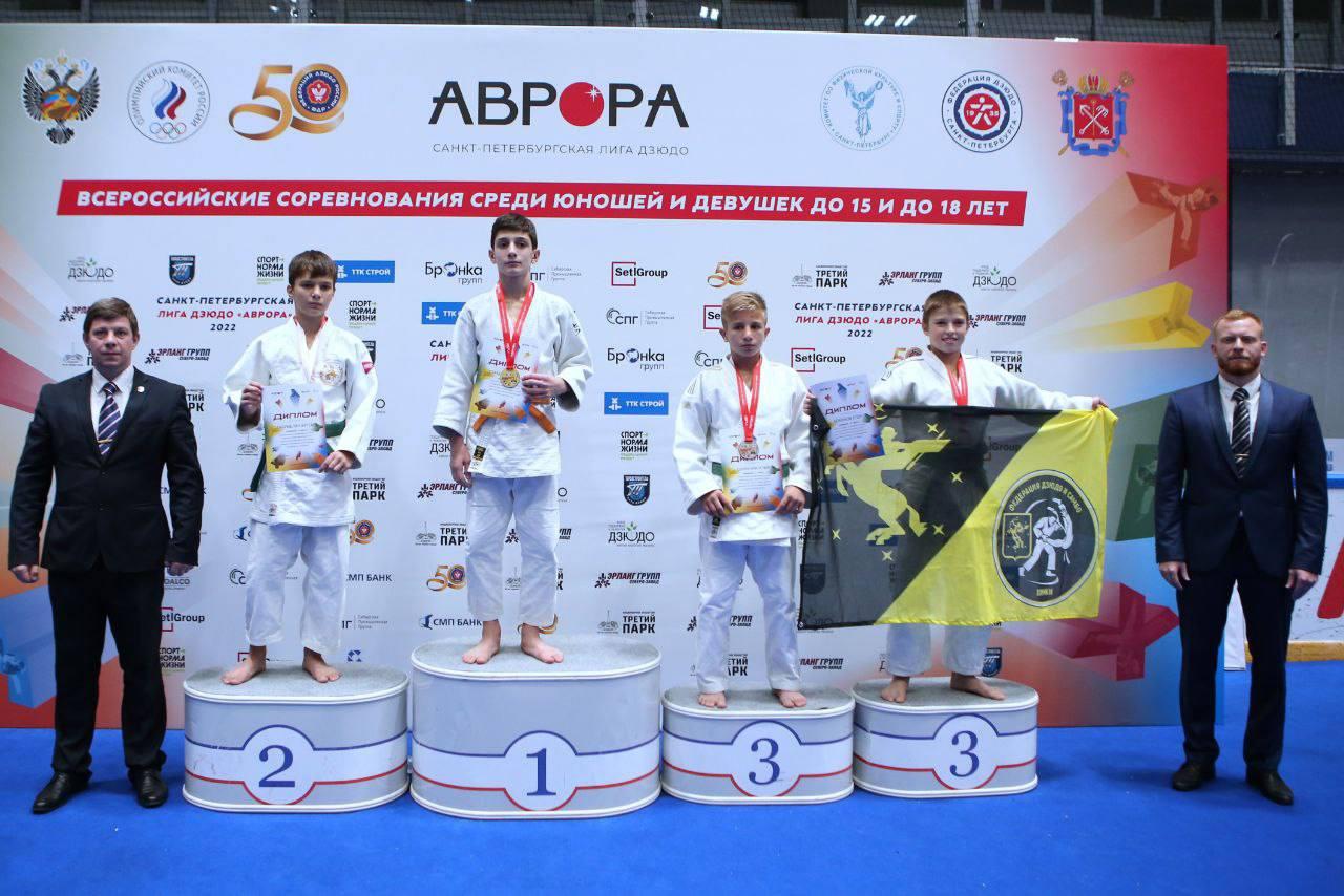 Первенство мира по дзюдо пьедестал